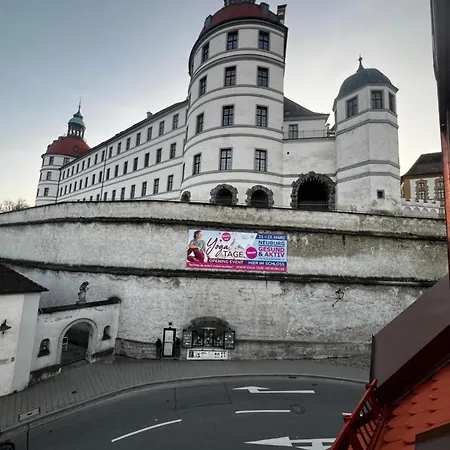 בית אירוח Schlossblick An Der Donau נויבורג אן דר דונאו