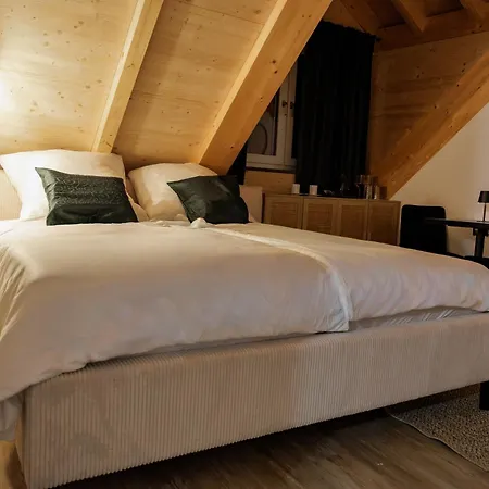 Aparthotel Schlossblick An Der Donau 3*